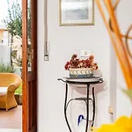 Vakantiehuis La Casa Sulla Piazza - Con Giardino *