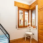 Vakantiehuis La Casa Sulla Piazza - Con Giardino