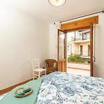 La Casa Sulla Piazza - Con Giardino Vakantiehuis