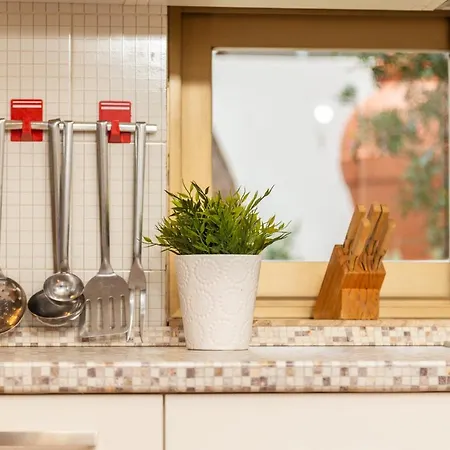 La Casa Sulla Piazza - Con Giardino سانتا ماريا نافاريز