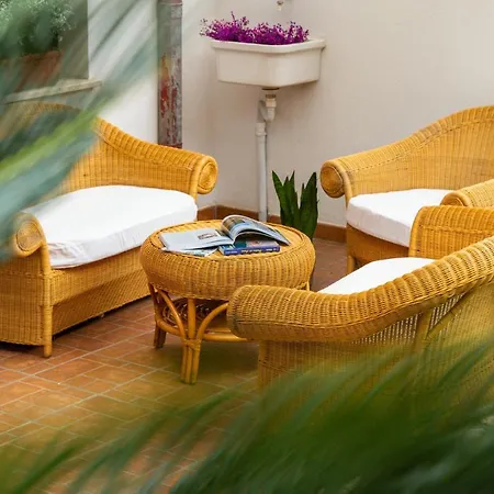 بيت للعطل La Casa Sulla Piazza - Con Giardino *