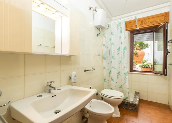 La Casa Sulla Piazza - Con Giardino Дом отдыха